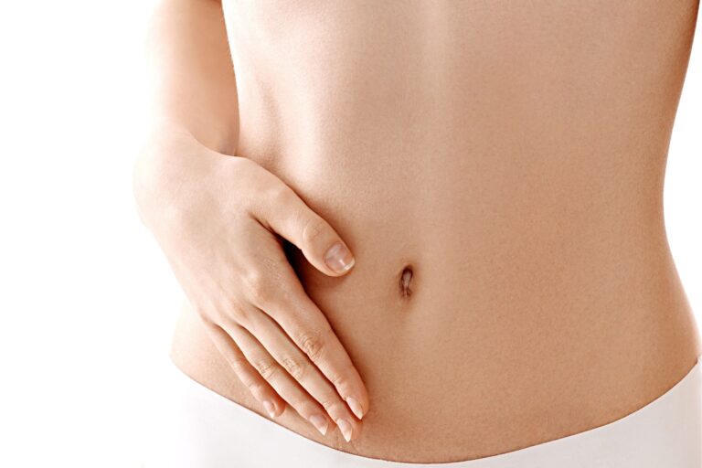 Does a Mini Tummy Tuck Leave Visible Scars