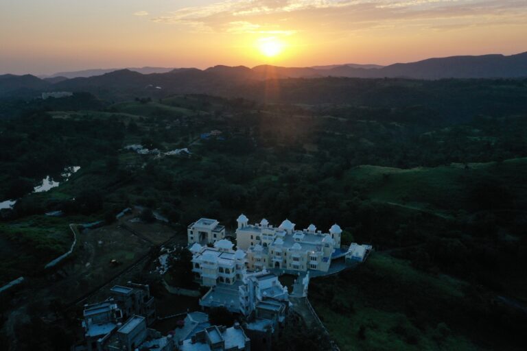 luxury-resort-in-kumbhalgarh