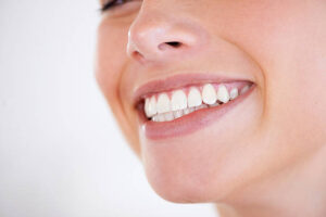 Can Teeth Whitening Fix Uneven Tooth Color