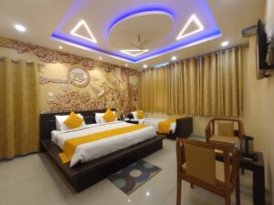 best hotel near lucknow airport