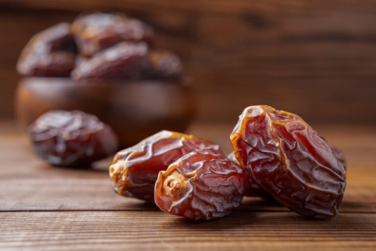 How to Choose the Best Quality Dates for Your Family
