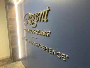 Lobby Signs in Omaha