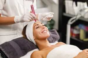 Can Dermapen Microneedling treat large pores