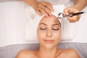 Can oxygen facial tighten aging skin naturally