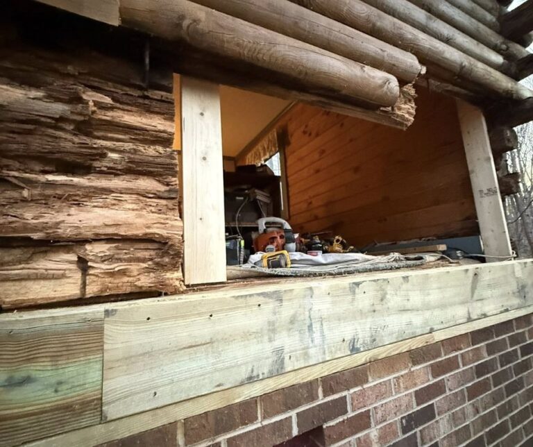 Log cabin caulking