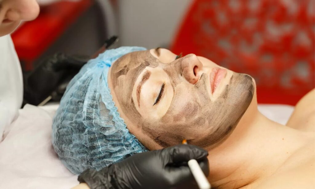 تقشير الكربون بالليزر في ابوظبي