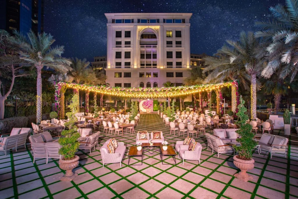 luxury staycations Dubai