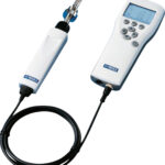 Handheld dewpoint meter