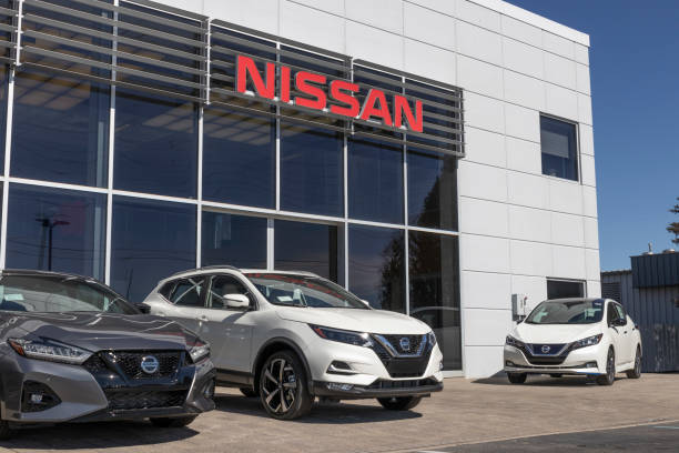 luxury car nissan