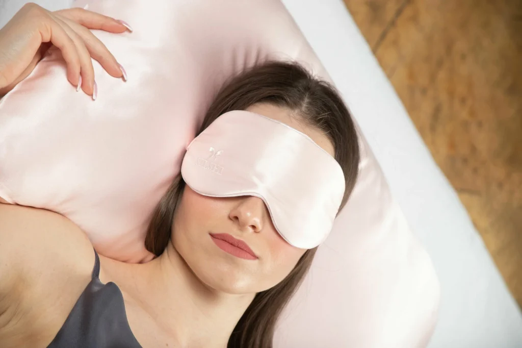 Beevines silk sleep mask