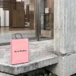 Achetez Acne Studios en ligne | Denim et echarpe | Jusqu'à -40%
