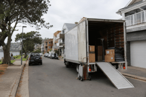 removalist Avalon