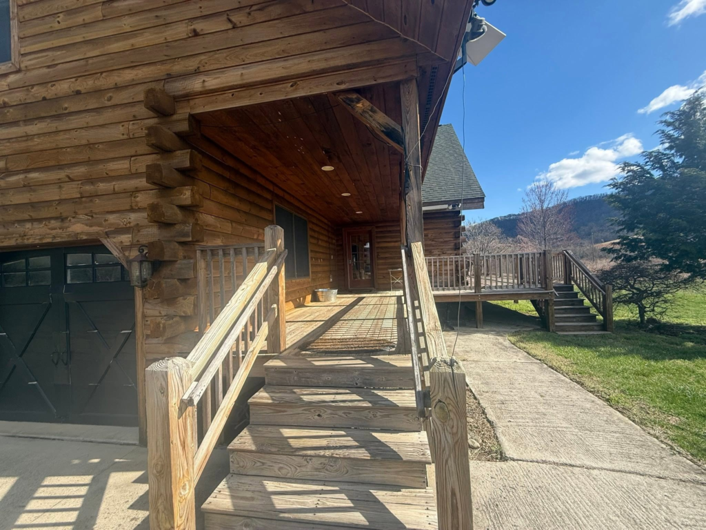 Log Cabin