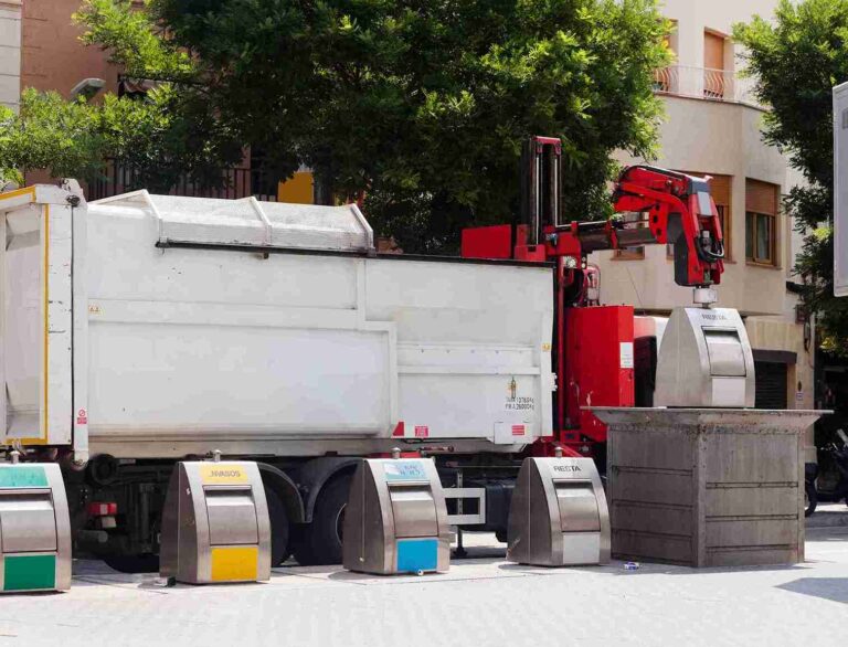 recycling-truck-picking-up-bin-city_11zon